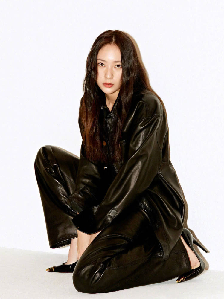 郑秀晶瘦了之后颜值回春，连换6套超A造型气场堪比超模！