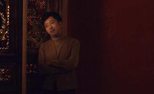 于正微博曝女演员换衣服被人偷拍勒索 于正旗下艺人谁被偷拍了