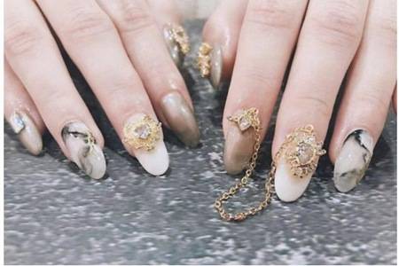 女生美甲图片2020新款式,抖音最火的美甲图案推荐