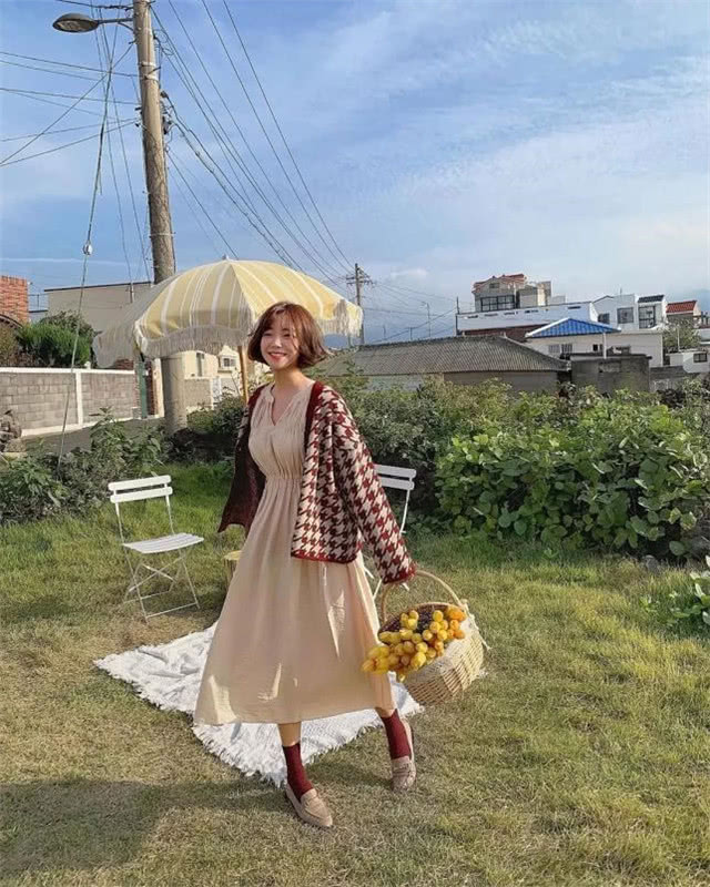 2020春天流行这样新搭配，时髦显瘦还洋气！