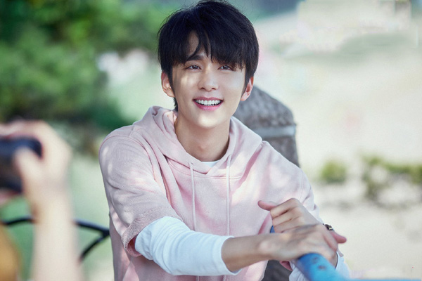 《冰糖炖雪梨》的主题曲插曲叫什么 张新成刘宇宁献唱片头曲片尾曲