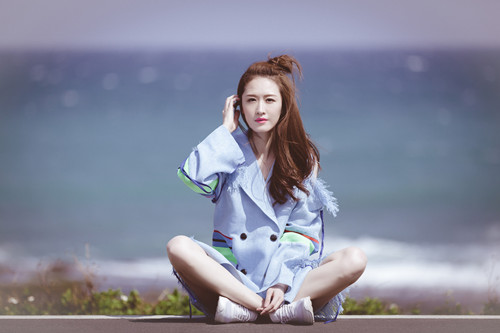 演员张雯是哪一年的年龄多大 冻龄女神惹人关注