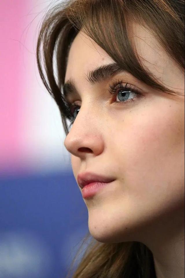 新一代神颜出来了？完全长在我的审美上，超近镜头怼脸也不怕！