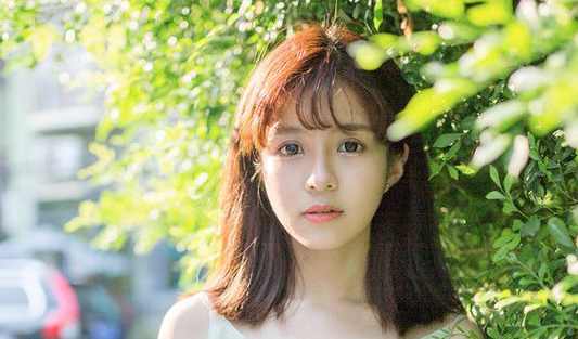 一本大道香蕉视频 那一夜女朋友叫我陪她在家一起看小电影