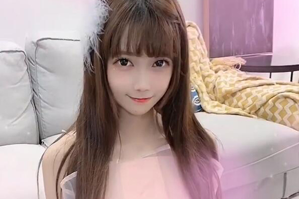 抖音夏天和亦天是同一个人吗 两人都是甜美型的漂亮小姐姐