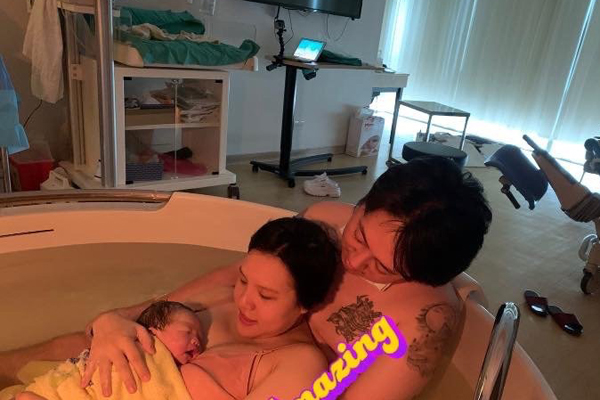 谢依霖二胎男孩女孩 水中生产喜获大胖小子儿女双全太圆满