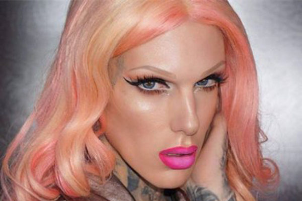 j姐到底是男是女 成为最励志鼻祖网红令人钦佩