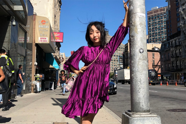 辣目洋子的真名叫什么 居然和美妆博主李佳琦同名