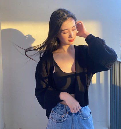 越南奶茶妹妹武芳英走红 首推个人写真集