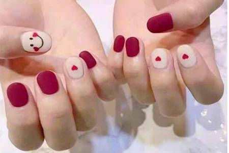 2020夏天美甲图片新款式,女孩最有气质的美甲图案大全