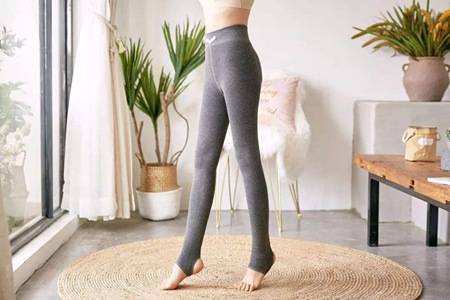 学生三天瘦成筷子腿动作，学生党瘦腿的五个方法