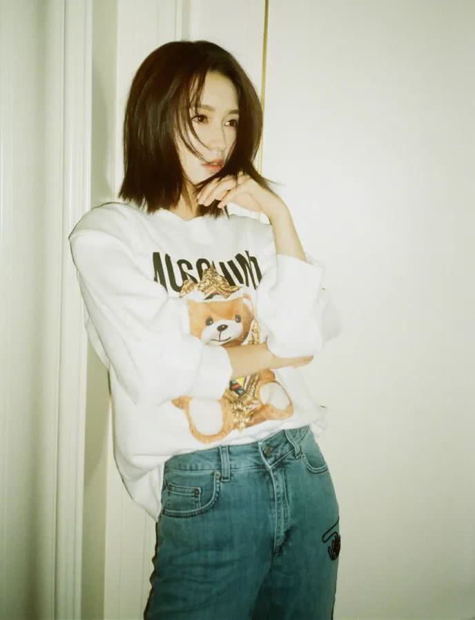 李沁的长发到底有多平庸?看她现在的短发又飒又美就知道了