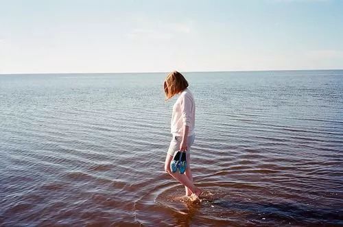 办公室接吻 我和小9岁男领导的情欲故事