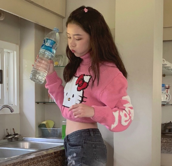 10厘米牛仔裤长什么样？看半藏森林穿上的效果，连裤兜都出来了