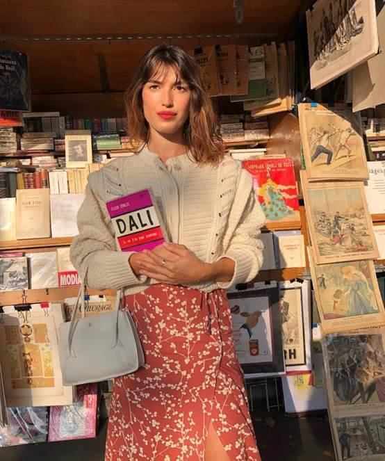 “微胖”女生必备！走路带风的“茶歇裙”让法式优雅点亮春夏