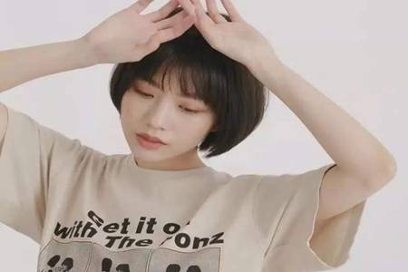 女生短发图片2020最新款发型，甜美羊毛卷减龄又时尚