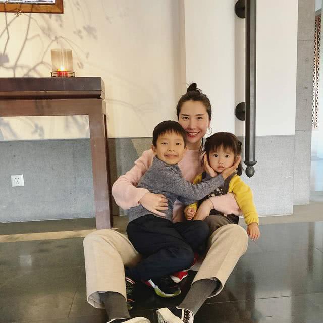 可怜的原配!总裁夫人亲自下场撕实属无奈,谁考虑过孩子的颜面?