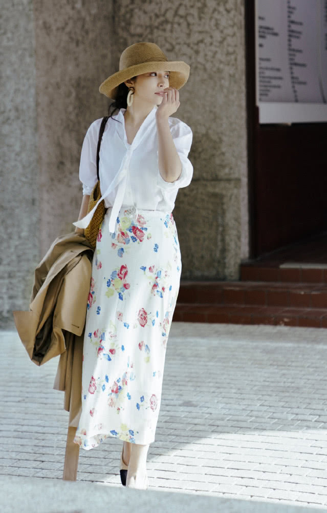 春天穿上这个颜色,让日常穿搭变得轻盈还时髦!