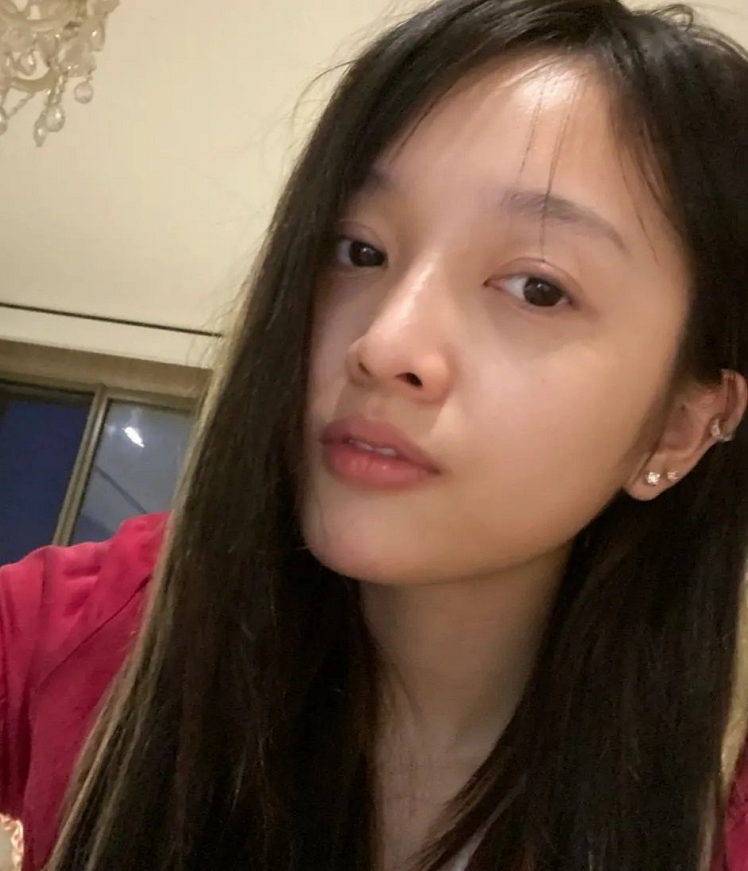 吴宣仪真人长啥样?看了她晒出的素颜照,网友:不化妆更好看