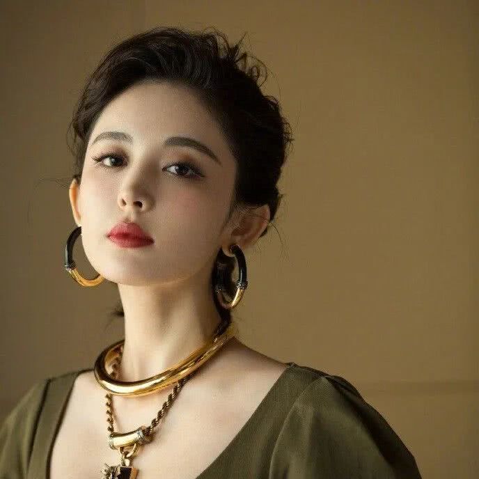 只有高颜值才能HOLD的发型,这款男友力MAX的短发轻易没人尝试!