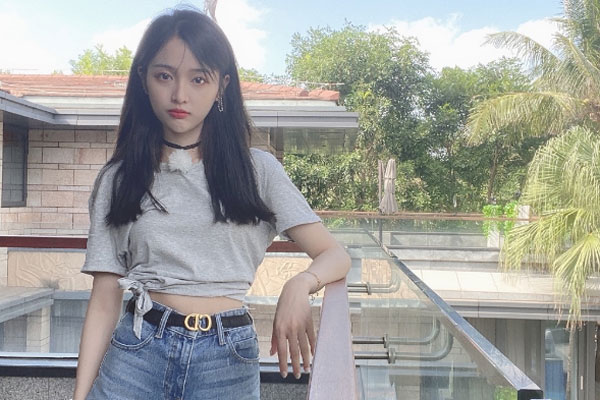 吴宣仪的朋友圈是什么样的 碎碎念小话痨超可爱
