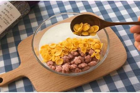 减肥食谱一周瘦10斤,标准一日三餐让女生快速瘦下来