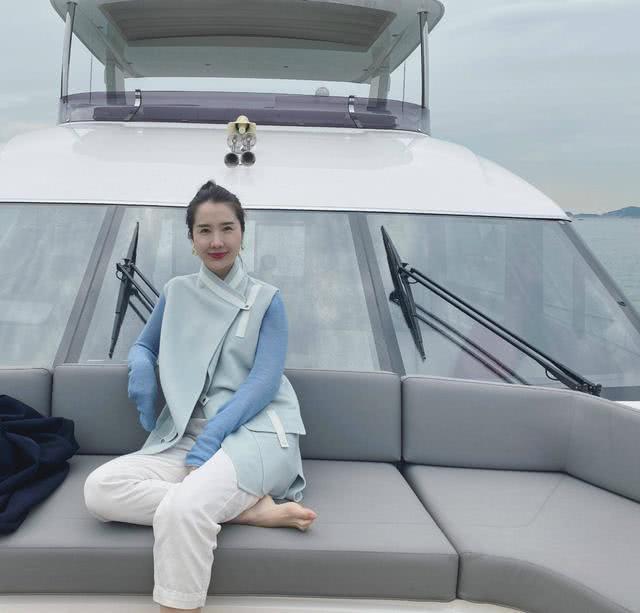 可怜的原配!总裁夫人亲自下场撕实属无奈,谁考虑过孩子的颜面?
