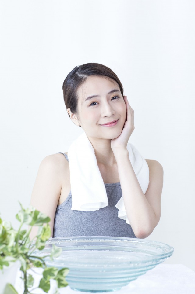 去除脸上螨虫的小妙招,简单有效的方法清除面部螨虫