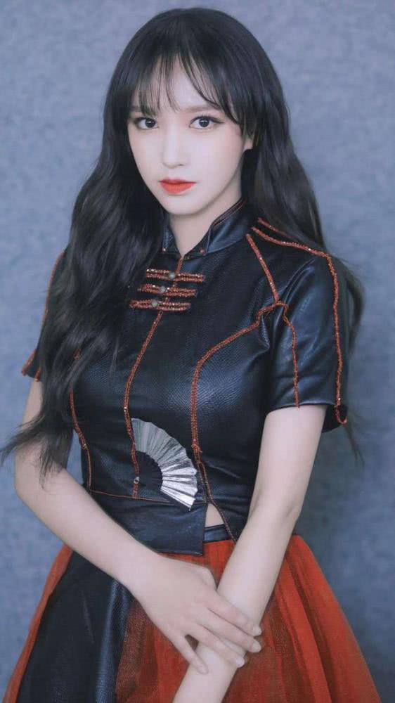 什么叫做微胖美?看到程潇穿女仆装才知道,原来胖也可以很惊艳