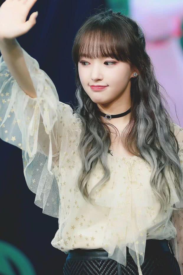 什么叫做微胖美?看到程潇穿女仆装才知道,原来胖也可以很惊艳