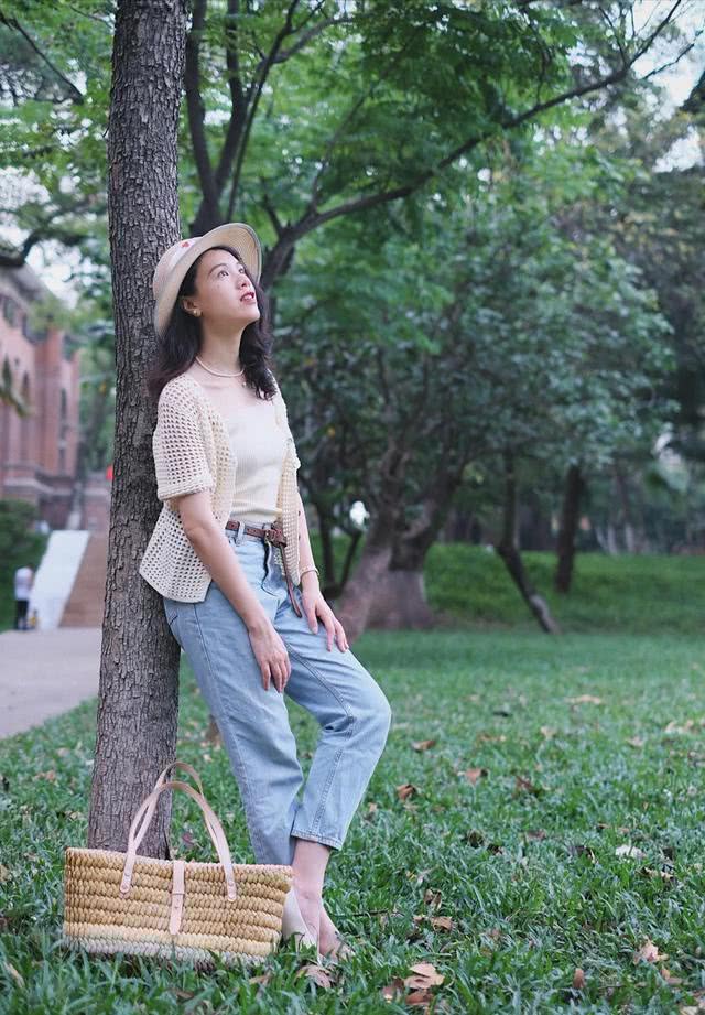 身材丰满的女生夏季怎么穿更显瘦?试试这5个小技巧好看还有气质