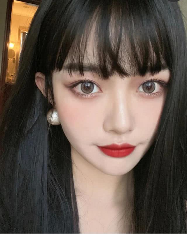 今年超火的漫画妆!分分钟让你变身二次元女孩