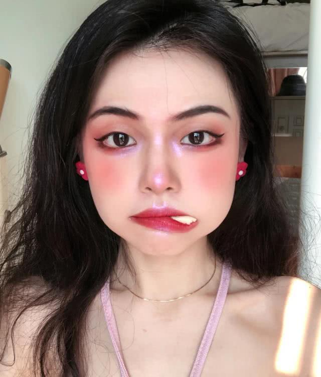 今年超火的漫画妆!分分钟让你变身二次元女孩