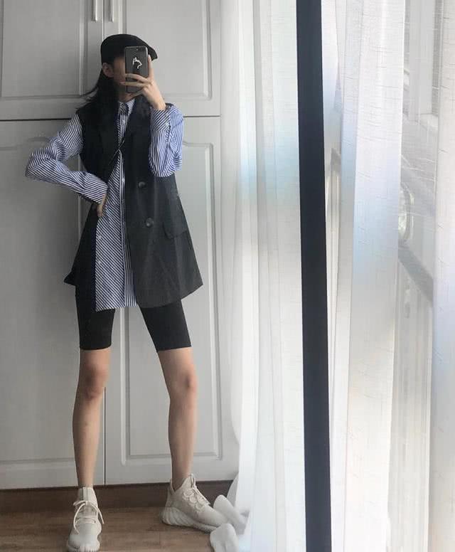 长衬衫怎么穿？看下面这些时尚潮人这样搭，时髦又高级！