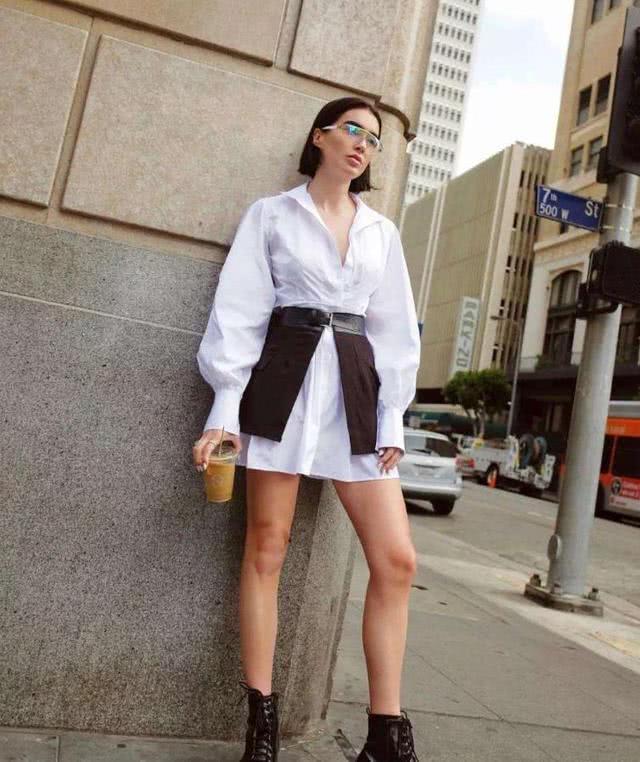 长衬衫怎么穿?看下面这些时尚潮人这样搭,时髦又高级!