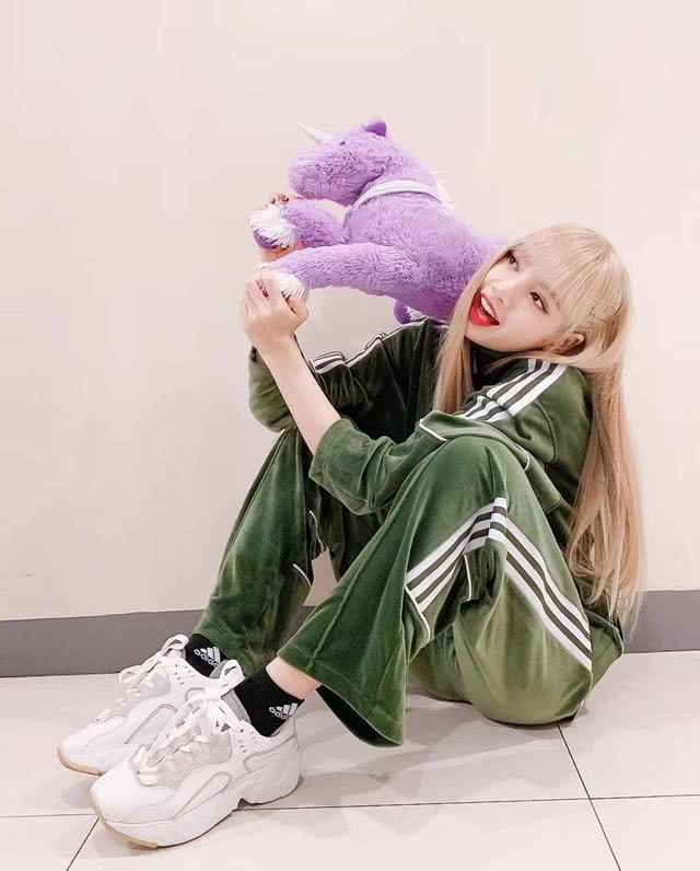 一抹“绿”当初夏靓丽GIRL,清爽可人还高级!