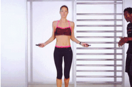 7跳绳能减肥吗 掌握跳绳的动作要领保证让你瘦下来