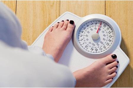 经期减肥法最快方法，女性利用经期减肥变苗条不伤身