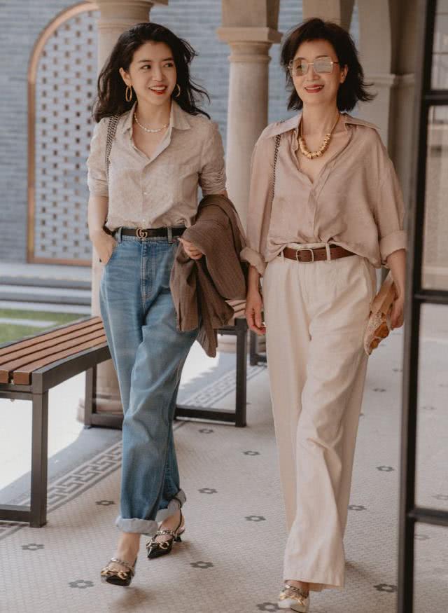 2020夏天穿什么？现在流行给穿衣做“减法”，简约还好看