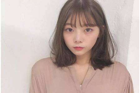 2020女生最新款短发烫发图片，减龄年轻的短发发型