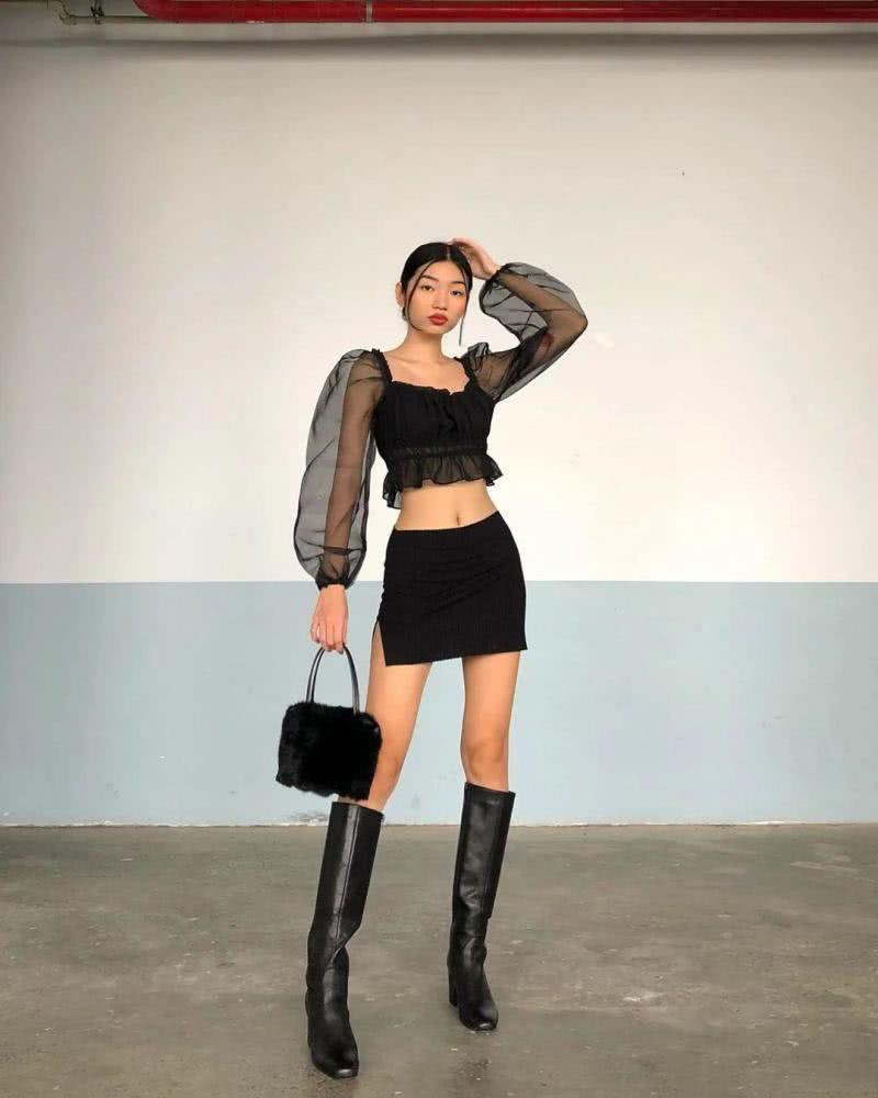 越南时尚博主凭借身材和穿搭圈粉,却被说是土味时尚?