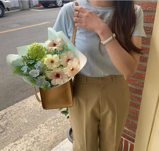 简约韩系风穿搭示范，基础款穿出好气质