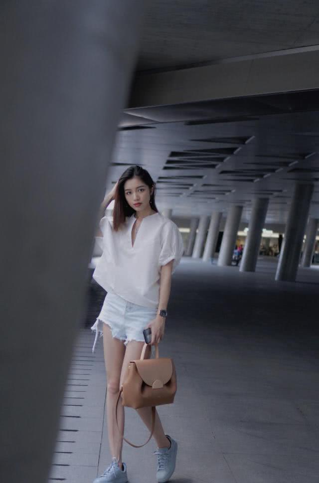 身材丰满的女生夏季怎么穿更显瘦?试试这5个小技巧好看还有气质