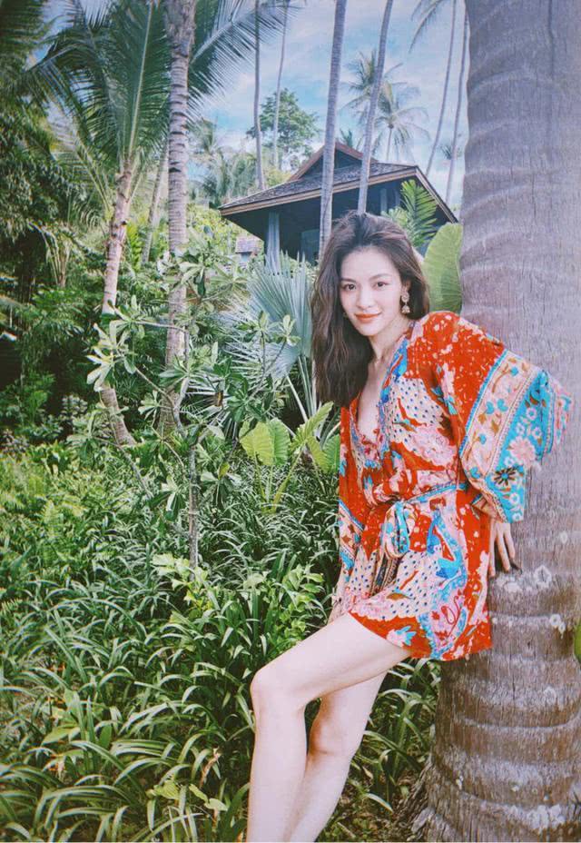 钟楚曦也太会穿了!看了她的私服才懂什么是时尚