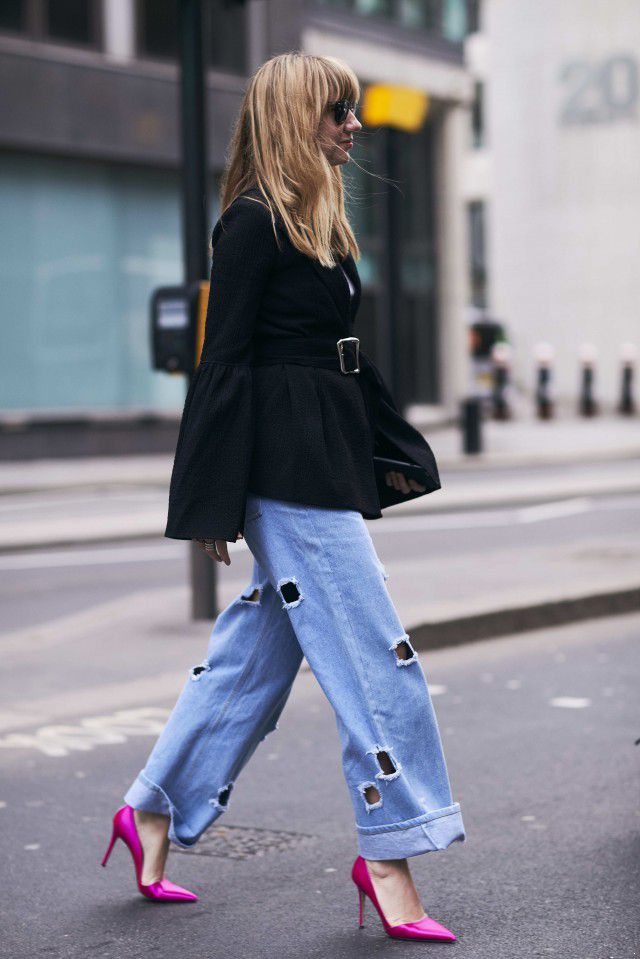 直筒牛仔搭配上衣,穿出优雅好气质