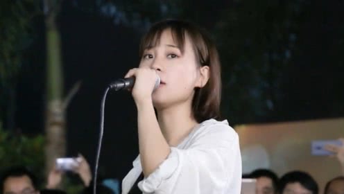 抖音小阿七原名叫什么 资料起底粉丝群里有人曝其真名