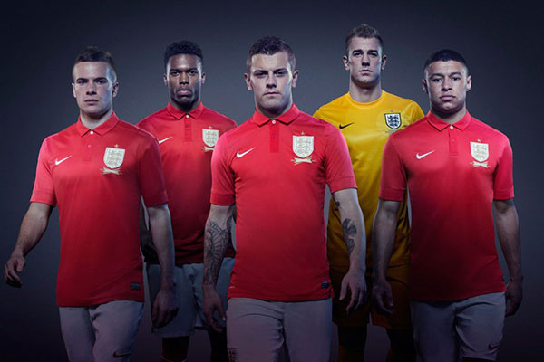Nike 揭晓2013英格兰队客场球衣