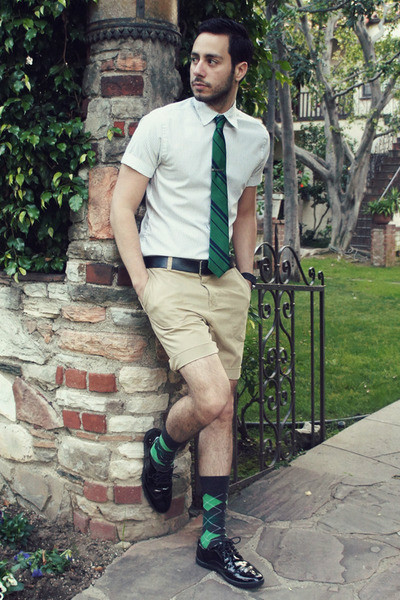 欧美型男街拍 职业装也能搭出潮范儿