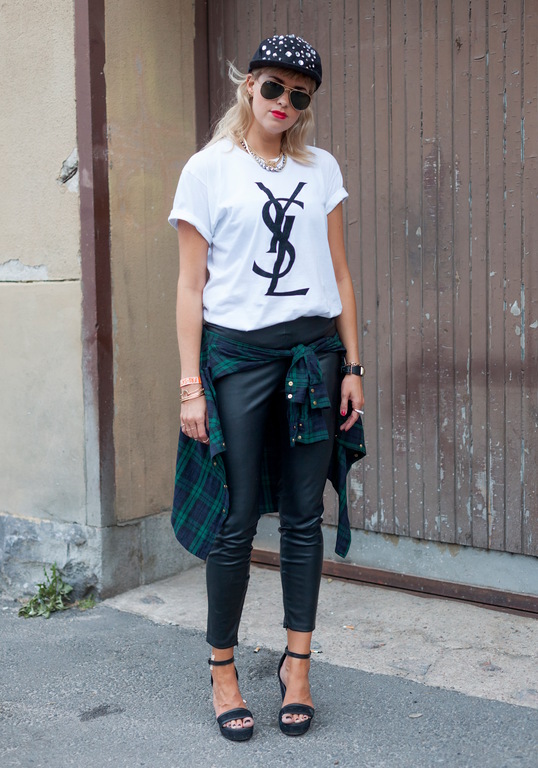 赫尔辛基潮人街拍 感受初秋北欧时尚风情秀