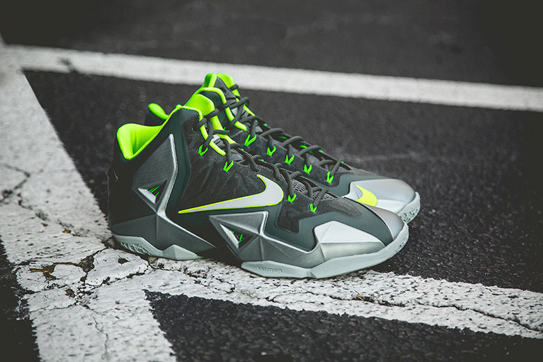 Nike LeBron 11代 Dunkman配色登场 勒布朗·詹姆斯篮球鞋